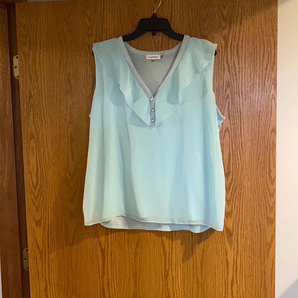 Calvin Klein size xl women’s sleeveless blouse with pearl details